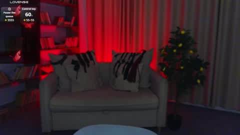 Marcelline online show from 25, 5, 2026