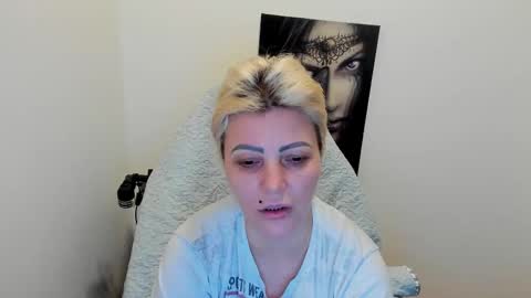 Miss CatSnow online show from 16, 2, 2025