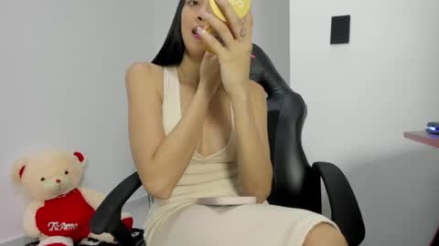Snapshot of mistress_findom chatting on 14, 6, 2026 mistress_findom online show from 14, 6, 2026