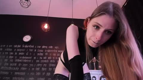 Snapshot of mistress_marlene chatting on 27, 6, 2026 Mistress Marlene online show from 27, 6, 2026
