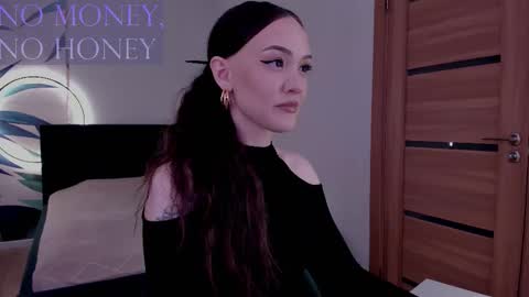 Snapshot of mistress_mialibra chatting on 20, 12, 2025 Mistress Mia online show from 20, 12, 2025