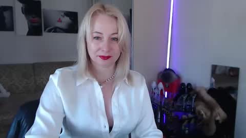 mistress_milfa online show from 7, 3, 2026