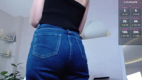 Snapshot of mistress_pamela_ chatting on 8, 3, 2025 Mistress Pamela online show from 8, 3, 2025