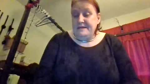 Snapshot of mistressamanda chatting on 24, 10, 2025 Aussie Syn online show from 24, 10, 2025