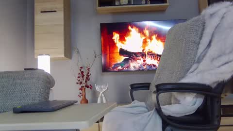 MitressEllie--Your Bratty Miss online show from 9, 12, 2024