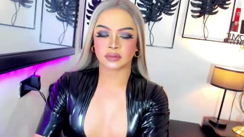 Snapshot of mistressivorykat chatting on 3, 6, 2026 Call me MISS JAS online show from 3, 6, 2026