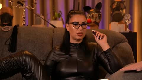 Mistress Kelly online show from 21, 11, 2025