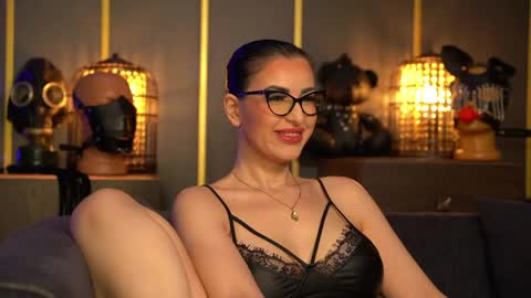 Mistress Kelly online show from 9, 4, 2026