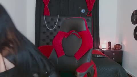 Mistresslombana online show from 31, 12, 2024