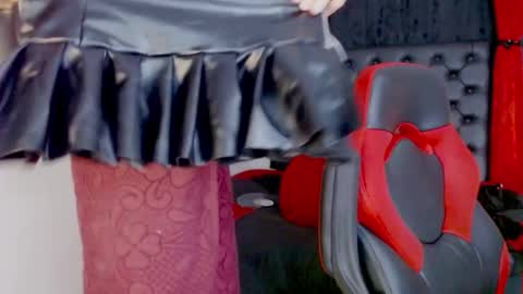 Snapshot of mistresslombana_666 chatting on 15, 11, 2025 Mistresslombana online show from 15, 11, 2025