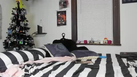 MistressLynn online show from 25, 12, 2024