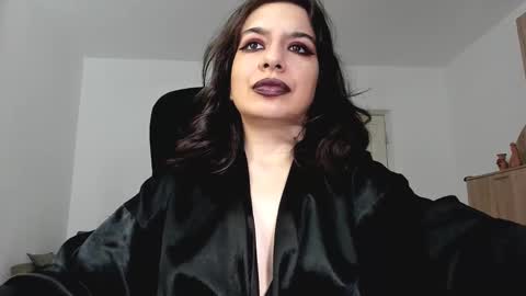 YourGoddessM online show from 7, 12, 2024