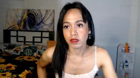 Snapshot of mistressnicoletrans chatting on 4, 1, 2025 SexyCutieNicole online show from 4, 1, 2025