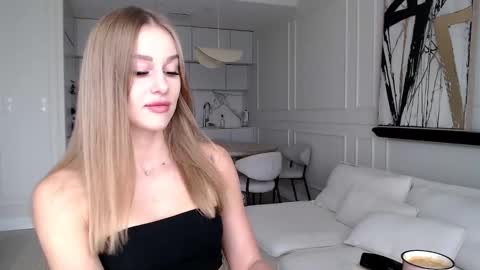 mistressuniverse online show from 8, 10, 2025