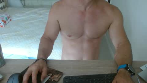 Snapshot of mitcheli chatting on 21, 10, 2025 Onlyfans  online show from 21, 10, 2025