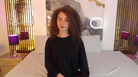 Mtica Brennet online show from 17, 12, 2025