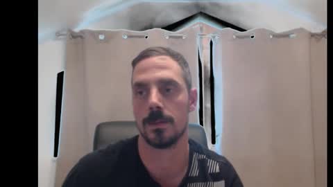 Snapshot of mitsch01 chatting on 12, 9, 2025 Mitsch online show from 12, 9, 2025