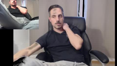 Snapshot of mitsch01 chatting on 11, 10, 2025 Mitsch online show from 11, 10, 2025