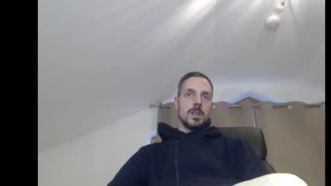 Snapshot of mitsch01 chatting on 29, 11, 2025 Mitsch online show from 29, 11, 2025