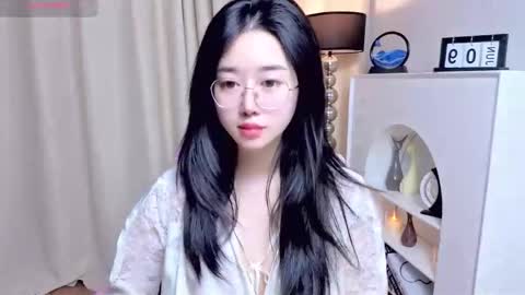 Snapshot of miu99999 chatting on 11, 6, 2026 miu99999 online show from 11, 6, 2026