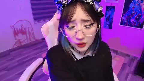 Snapshot of miwaviolet chatting on 13, 7, 2026 Miwa Violet online show from 13, 7, 2026