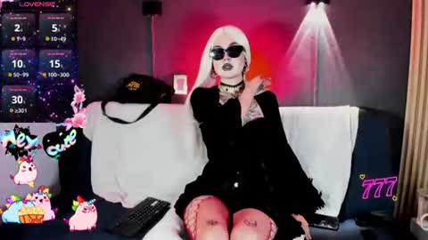 Snapshot of mix_carmilla chatting on 14, 6, 2026 mix_carmilla online show from 14, 6, 2026