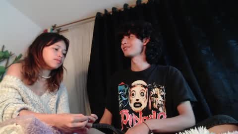 Naomi and Nekorii online show from 11, 4, 2026