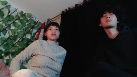 Snapshot of mixipeach chatting on 30, 4, 2026 Naomi and Nekorii online show from 30, 4, 2026