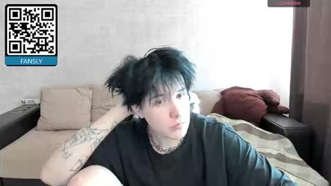 Snapshot of miya_meow_miku chatting on 30, 9, 2025 MeowMiku online show from 30, 9, 2025