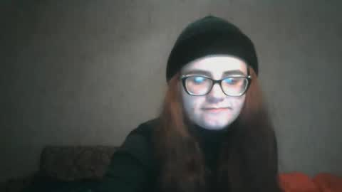 Snapshot of miyabe chatting on 8, 12, 2024 Milana online show from 8, 12, 2024