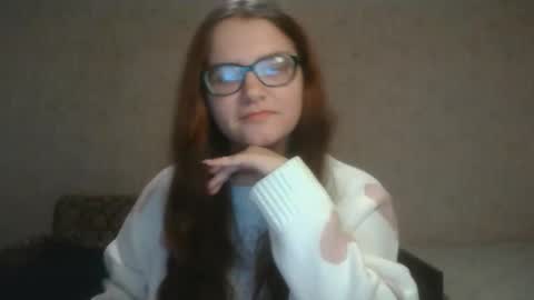 Snapshot of miyabe chatting on 20, 12, 2024 Milana online show from 20, 12, 2024