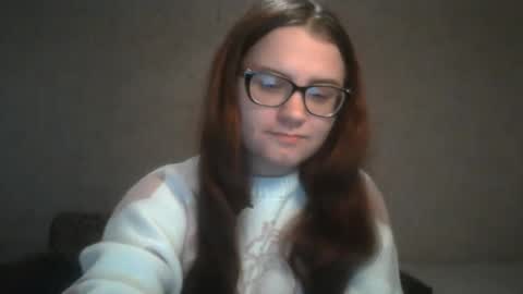 Snapshot of miyabe chatting on 21, 12, 2024 Milana online show from 21, 12, 2024