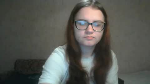 Snapshot of miyabe chatting on 22, 12, 2024 Milana online show from 22, 12, 2024