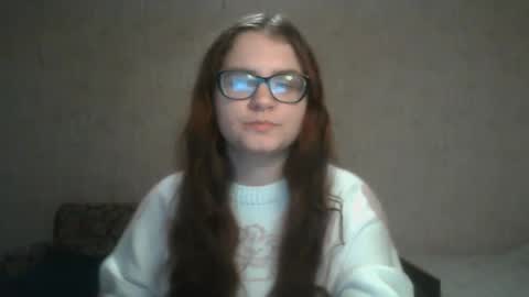 Snapshot of miyabe chatting on 23, 12, 2024 Milana online show from 23, 12, 2024