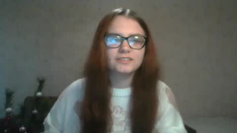 Snapshot of miyabe chatting on 1, 1, 2025 Milana online show from 1, 1, 2025