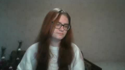 Snapshot of miyabe chatting on 7, 1, 2025 Milana online show from 7, 1, 2025