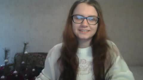 Snapshot of miyabe chatting on 8, 2, 2025 Milana online show from 8, 2, 2025