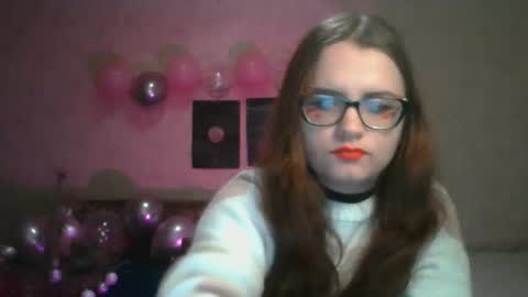 Snapshot of miyabe chatting on 14, 2, 2025 Milana online show from 14, 2, 2025