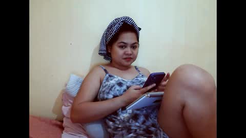 Cutiepie online show from 11, 3, 2025