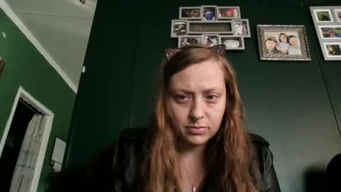 miztrezk online show from 25, 11, 2025