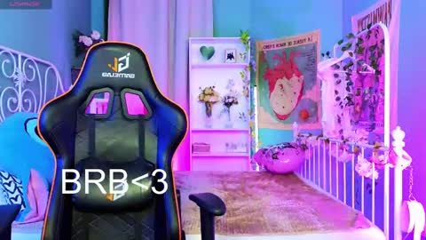 Mizuki online show from 17, 2, 2025