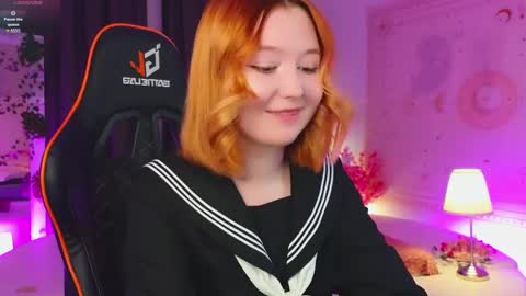 Snapshot of mizukinoyoru chatting on 19, 2, 2025 Mizuki online show from 19, 2, 2025