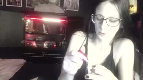 Mizz Bonez online show from 1, 4, 2026