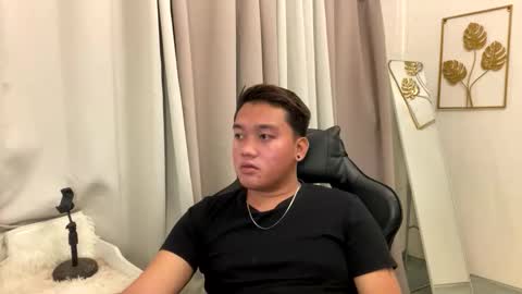 Michole Jay online show from 5, 2, 2026