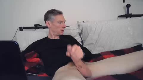 Joshua Oaks online show from 3, 2, 2025