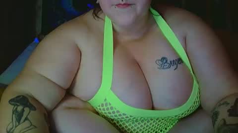 mkittenx online show from 16, 4, 2026