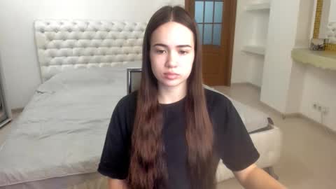 Snapshot of mmm_bananaa_ chatting on 30, 1, 2025 Beata online show from 30, 1, 2025