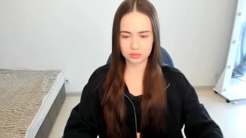 Snapshot of mmm_bananaa_ chatting on 9, 2, 2025 Beata online show from 9, 2, 2025