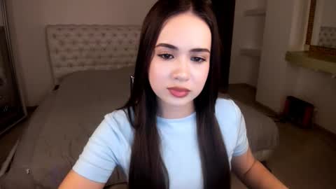 Snapshot of mmm_bananaa_ chatting on 17, 2, 2025 Beata online show from 17, 2, 2025