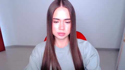 Snapshot of mmm_bananaa_ chatting on 10, 10, 2025 Beata online show from 10, 10, 2025